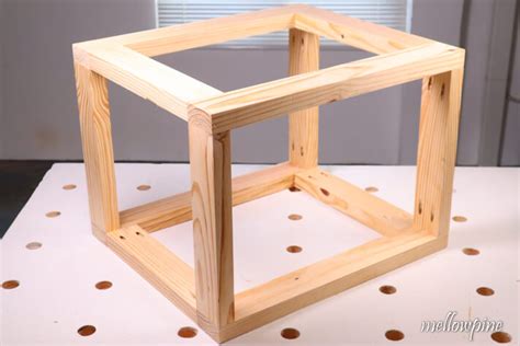 how to build a wood box frame